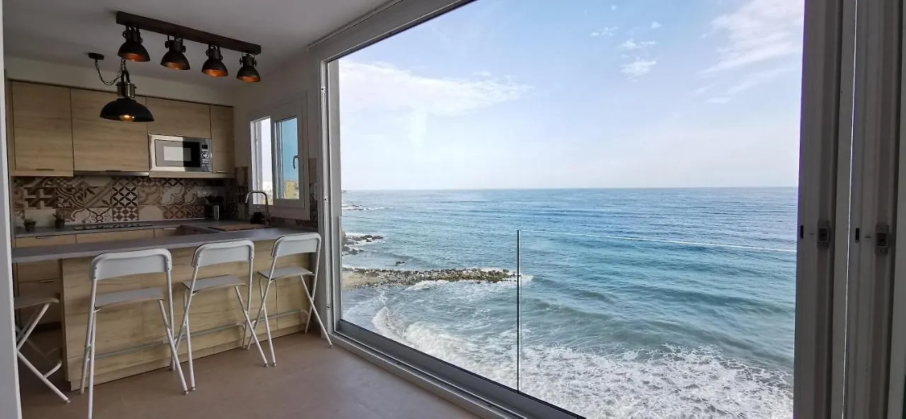 La Perla Cruise Apartment On Private Beach, Modern With Aircon & Wifi contacts