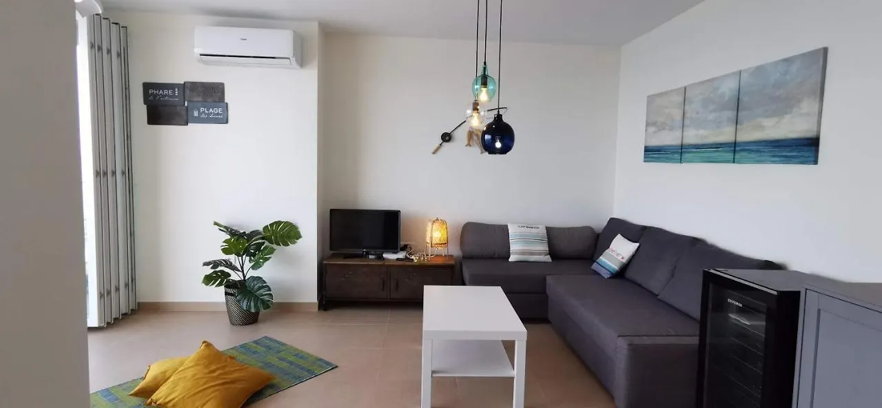 La Perla Cruise Apartment On Private Beach, Modern With Aircon & Wifi Benalmadena Spain