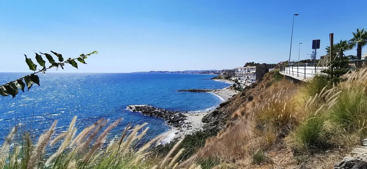 La Perla Cruise Apartment On Private Beach, Modern With Aircon & Wifi 베날마데나코스타